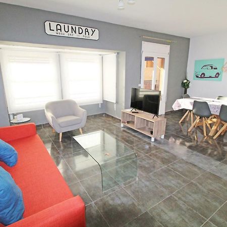 Centrico Y Espacioso Piso En Barrio Tranquilo Alicante Exteriör bild