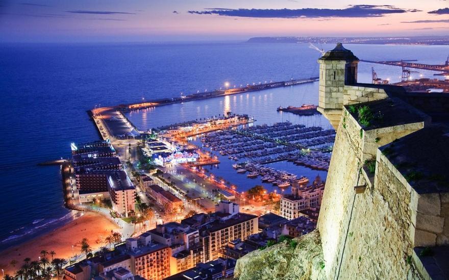 Centrico Y Espacioso Piso En Barrio Tranquilo Alicante Exteriör bild